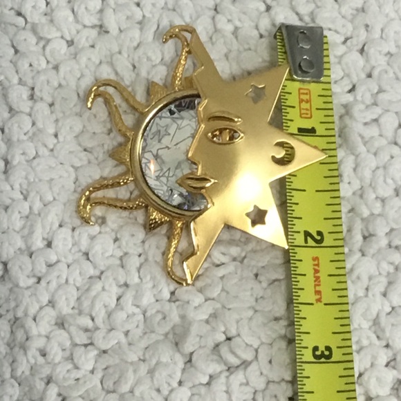 Vintage Goldtone Sun Face with Holographic Stars Brooch Pin 80’s - Picture 6 of 6